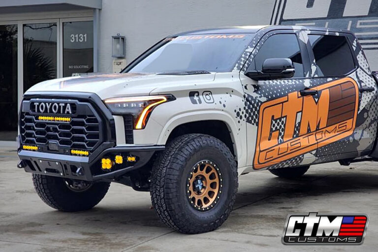 Toyota Tundra Custom Grill and Lights